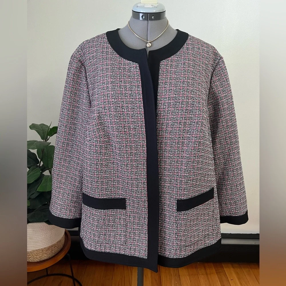 Kasper Women's Plus Size Framed Jacket - Picture 2 of 8